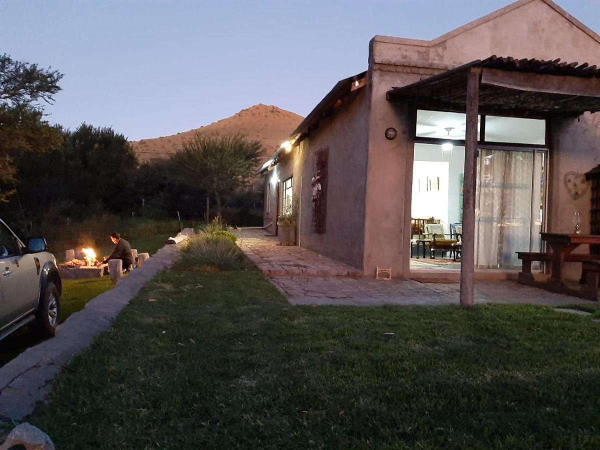 Waterval Farmstay Graaff Reinet Exterior photo